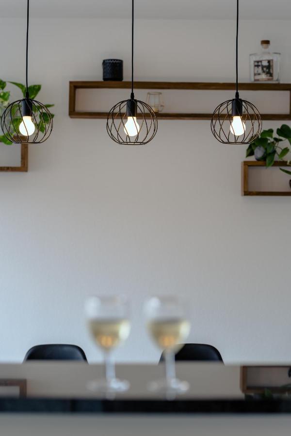 Apartment In The City Center With Free Parking Biel Eksteriør bilde