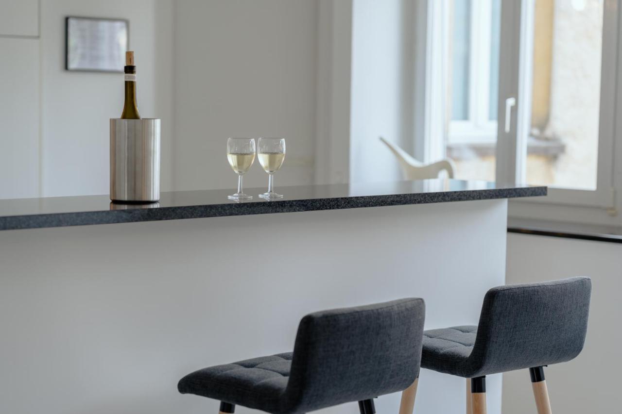 Apartment In The City Center With Free Parking Biel Eksteriør bilde