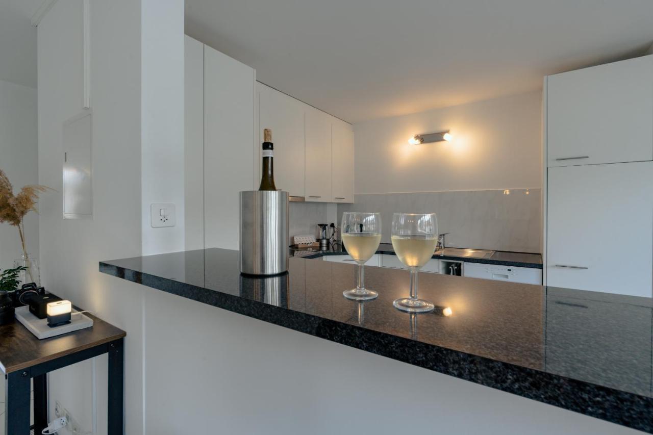 Apartment In The City Center With Free Parking Biel Eksteriør bilde