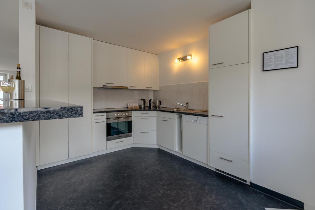 Apartment In The City Center With Free Parking Biel Eksteriør bilde