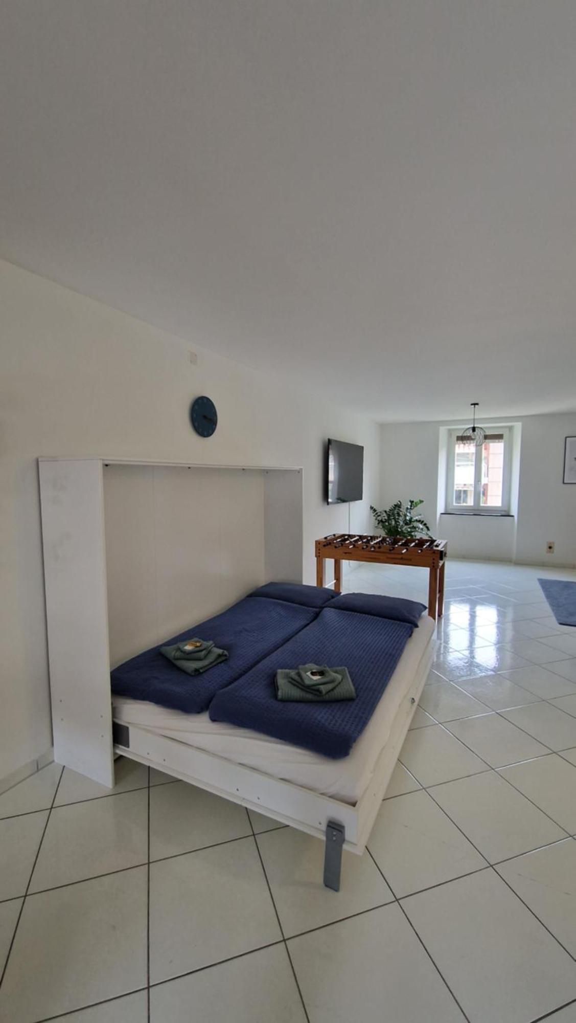 Apartment In The City Center With Free Parking Biel Eksteriør bilde